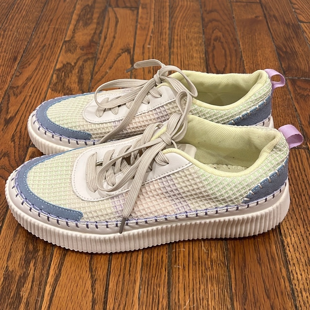Nicole Miller New York Brita Woven Rainbow Pastel Platform Sneakers - Picture 5 of 10